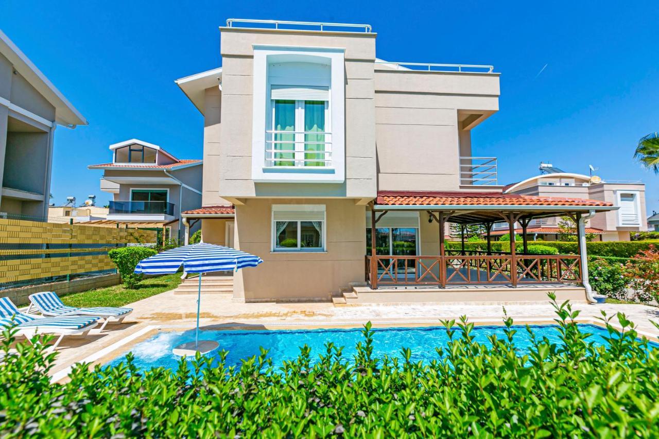 Paradise Town Villa Despina 贝莱克 外观 照片